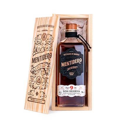 Ron mentidero "Reserva 9 años" en caja regalo de Destilería de Madrid, 1 botella de 70 cl