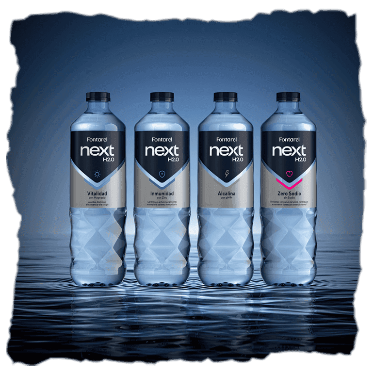 4 botellas de Fontarel Next H2.0 en el agua