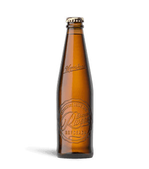 una botella de Rivera Reposada