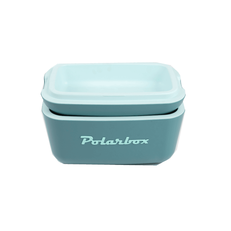 Nevera azul de Polarbox con tapa visible