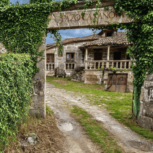 entrada de la bodega Pazo Casanova