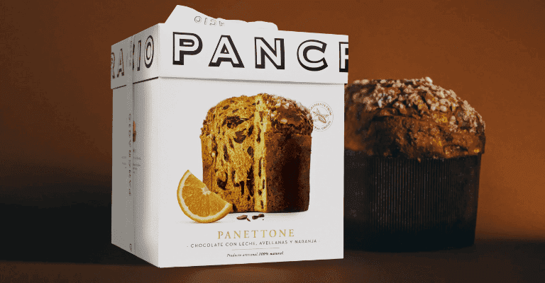 Una caja y un panettone de Pancracio