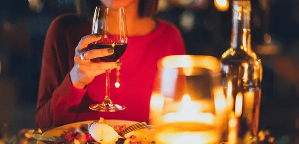Cómo elegir el vino perfecto para acompañar tu comida del Día de la Madre