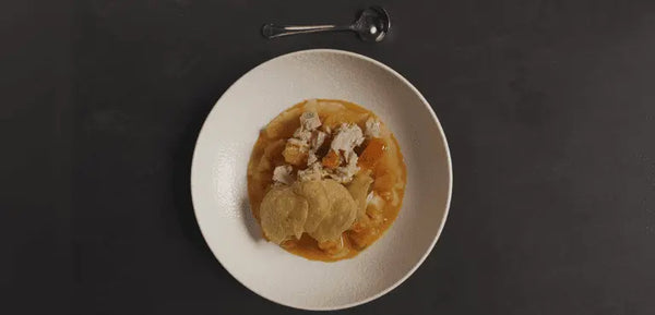 Receta de tomates asados con bonito y chips de patata ¡Descubre su sabor!