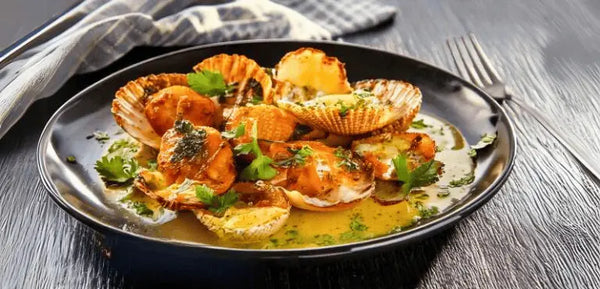 Receta de vieiras al horno con salsa de ajo y perejil para Navidad ¡Fácil de hacer!