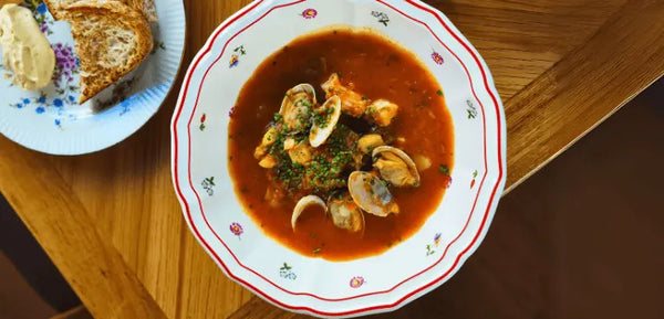 Almejas a la marinera: así es la receta gallega que siempre triunfa