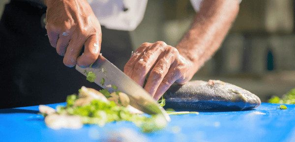 Chef prepara recetas con corvina que son fáciles y rápidas al horno, plancha o ceviche y cocinar un plato original, fácil y rápido