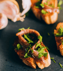 Estas son las mejores conservas gourmet que no pueden faltar en una noche de tapeo con amigos