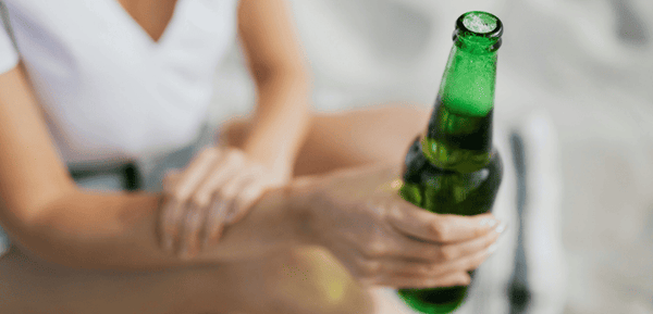 Las mejores cervezas para el verano y los días de calor (te conquistarán al primer sorbo)