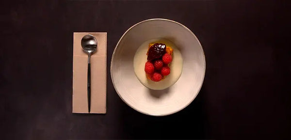 Receta de torrija de Bica con Sopa de Chocolate Blanco y Mermelada de Frutos Rojos