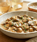 Receta de champiñones en salsa de vino blanco: así puedes hacerla paso a paso