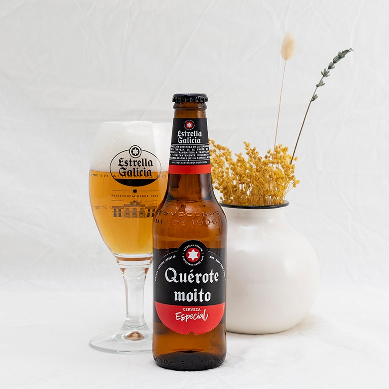 Estrella Galicia edición 'Quérote moito' con copa Atlántica