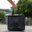 Una bolsa para barriles Keg de Huebox, que es el complemento ligero, resistente y térmico para transportar dos barriles de forma cómoda y mantener la fiesta en marcha.