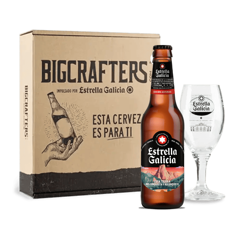 Botella de Estrella Galicia Edición Asturias con copa Atlántica, un tributo líquido al carácter noble y auténtico de esta legendaria tierra para acompañar tus celebraciones.