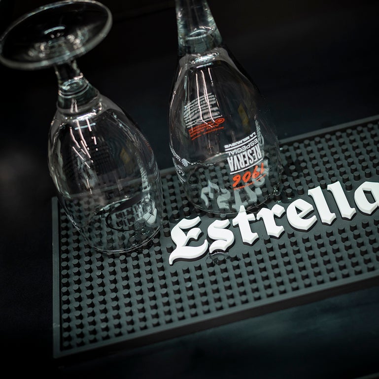 Escurridor de barra de Estrella Galicia