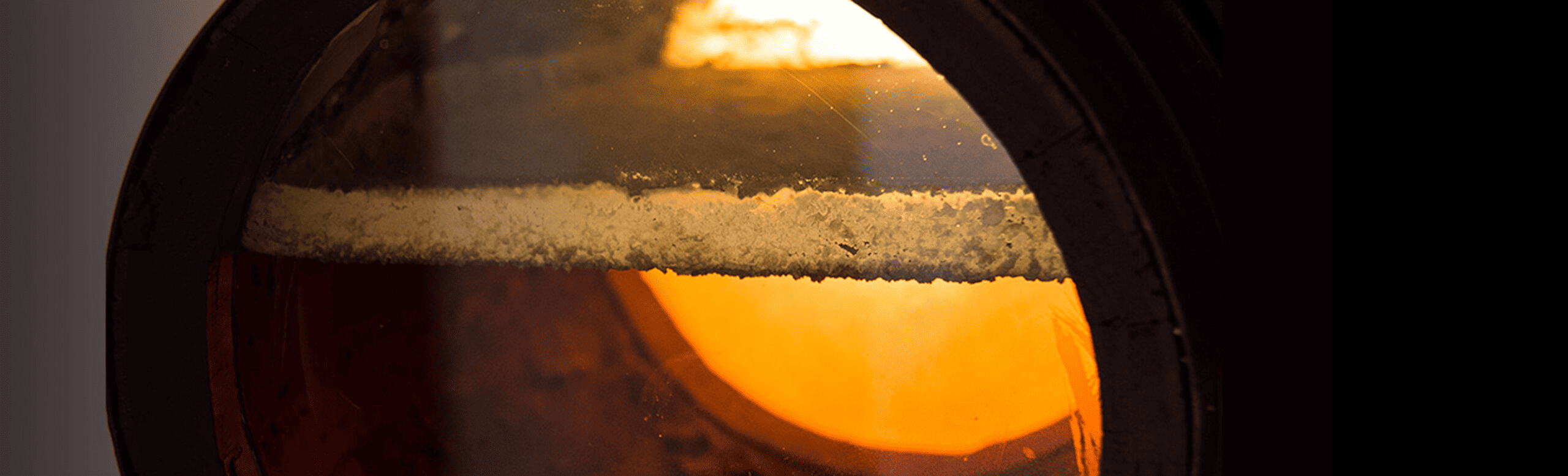 Elaboración de Manzanilla Barbiana que combina cinco años de crianza biológica en roble americano y 100% uva Palomino para ofrecer una manzanilla pasada expresiva, fresca y profundamente vinculada al mar del sur.