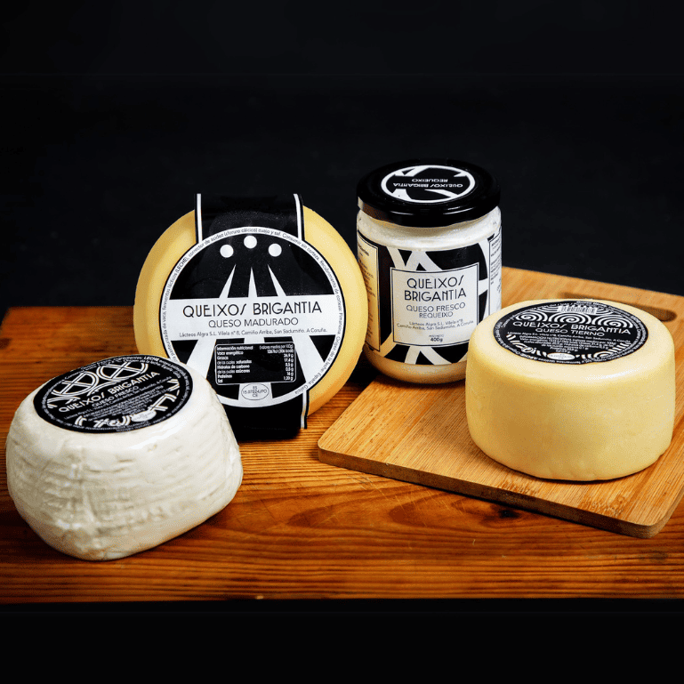 Pack de quesos fresco, requeixo, cremoso y tierno de Queixos Brigantia