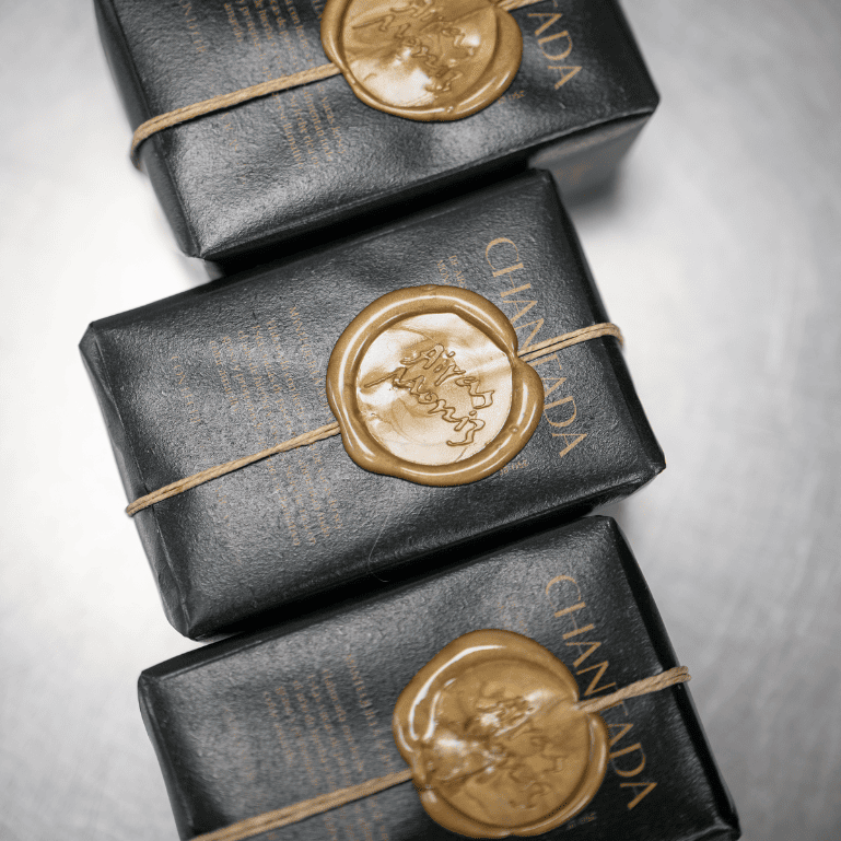 Pack queso de vaca Savel, mantequilla y ventresca de bonito en mantequilla de Airas Moniz