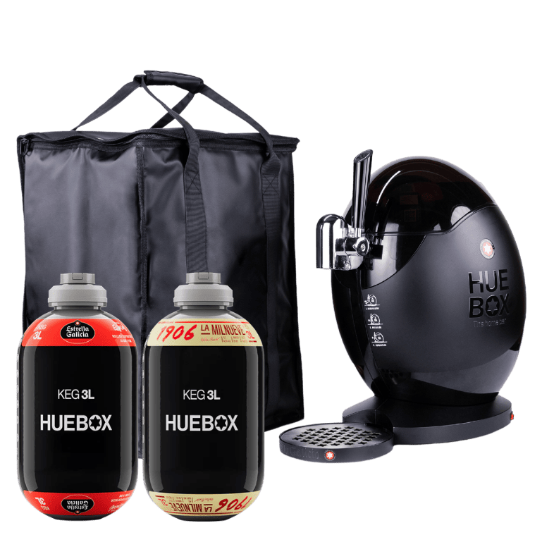 Pack de tirador Huebox, su mochila ergonómica de transporte y 2 barriles de 3 l, uno de Estrella Galicia y uno de 1906, para llevar la experiencia completa de grifo a cualquier parte.