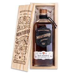 Ron mentidero Reserva 9 años en caja regalo de Destilería de Madrid, 1 botella de 70 cl