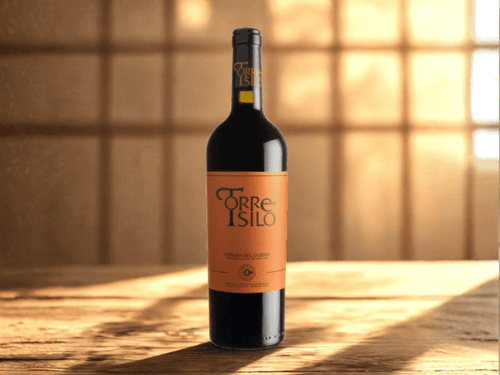 Una botella de Torresilo  de 75 cl, un vino tinto con aromas minerales, frutos negros y especias que ofrece una intensidad seductora y una experiencia profunda en cada sorbo