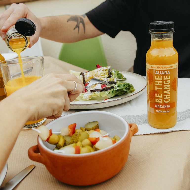 Zumo de naranja de Auara, 12 botellas de 33 cl