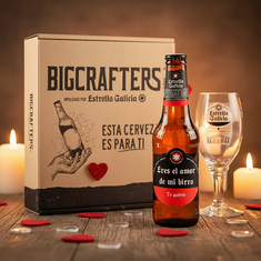 Estrella Galicia edición Eres el amor de mi birra con copa Atlántica