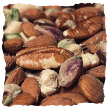 frutos secos de Finca La Rosala, una selección artesanal, tostado a mano con sal y pimentón de la Vera para un sabor intenso y ahumado